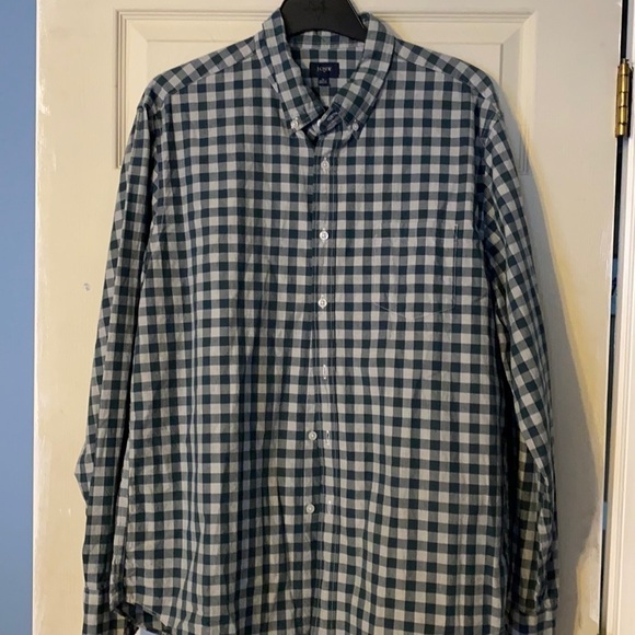 J Crew men’s button down shirt; size XL - Picture 1 of 3